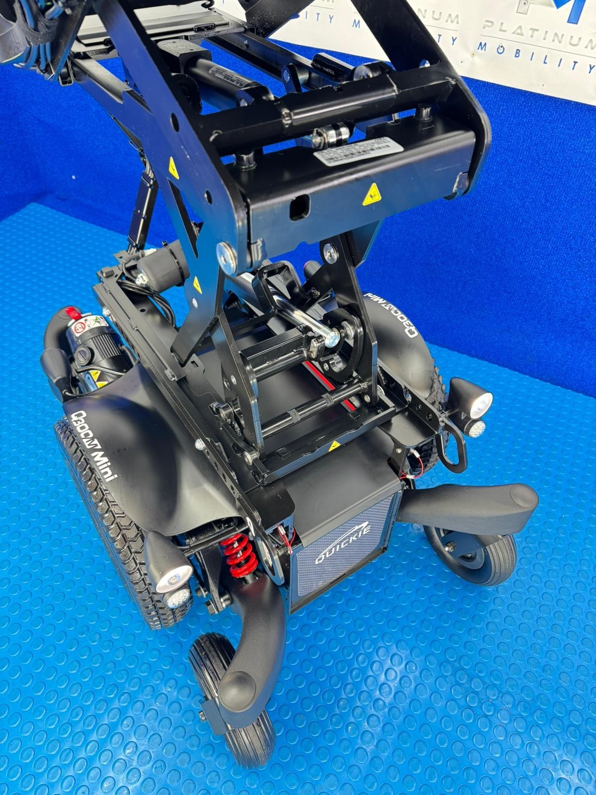 2025 Sunrise Quickie Q300 M Powerchair – 6mph Riser Electric Wheelchair 1996