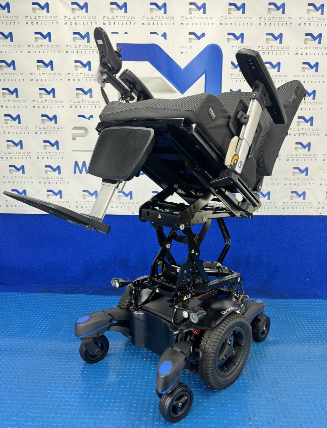 Sunrise Quickie Q700 M Powerchair – 6mph Riser Tilt Electric Wheelchair 2845