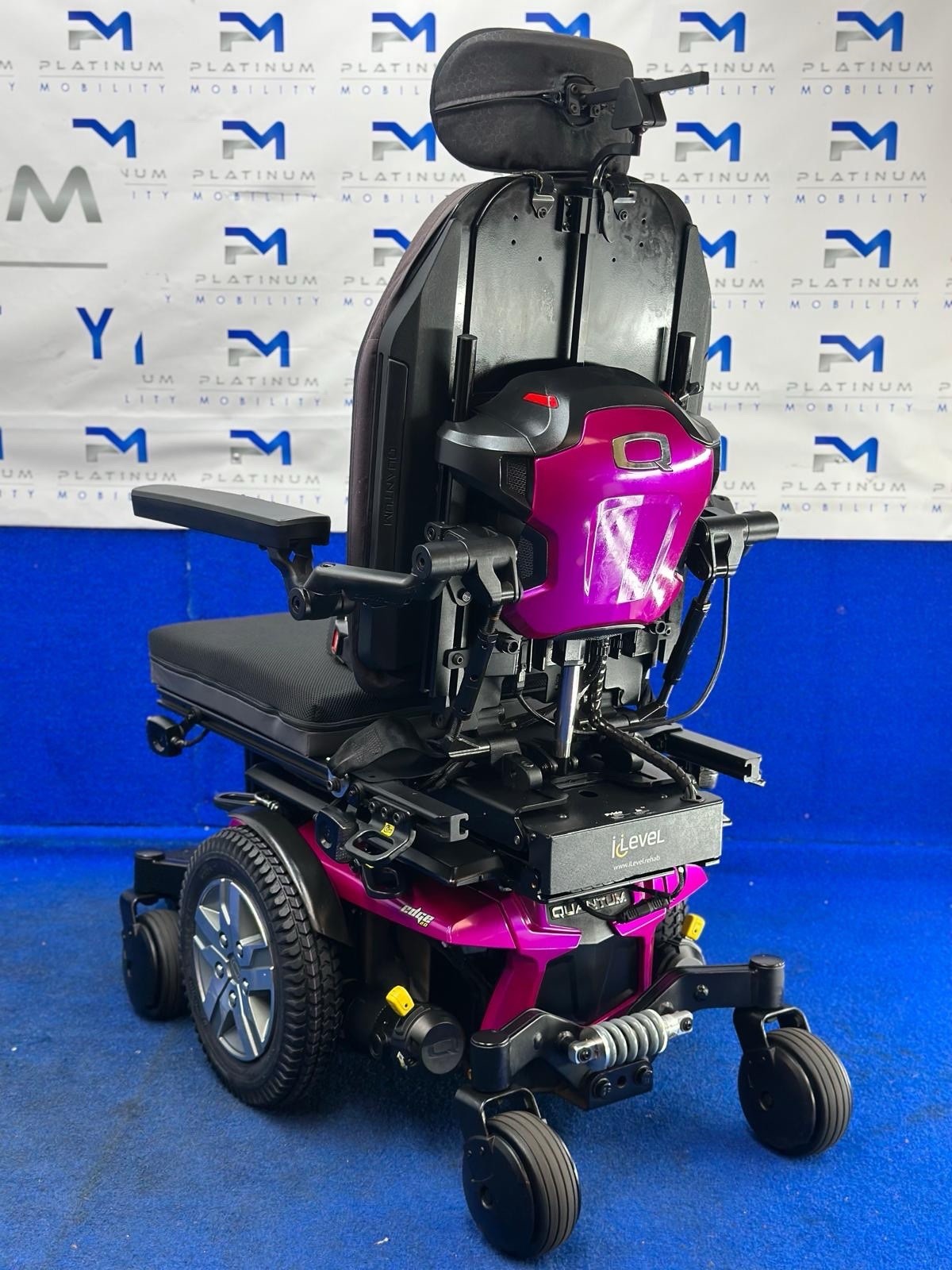 PRIDE QUANTUM Q6 EDGE 2.0 i-LEVEL 6 MPH ELECTRIC MOBILITY POWERCHAIR 1137