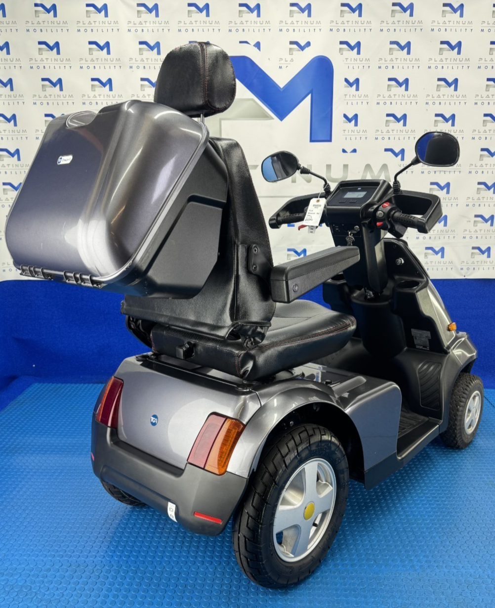 TGA Breeze S4 8MPH All Terrain Mobility Scooter Road Stunning Condition 2832