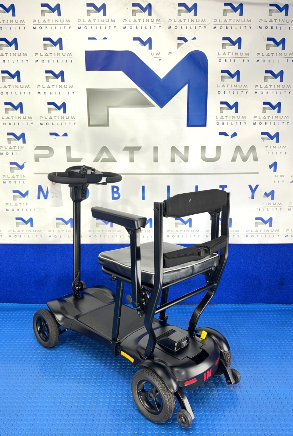 Pride Go Go Mobility Scooter Lithium Battery, Solid Tyres 4mph No VAT 4156