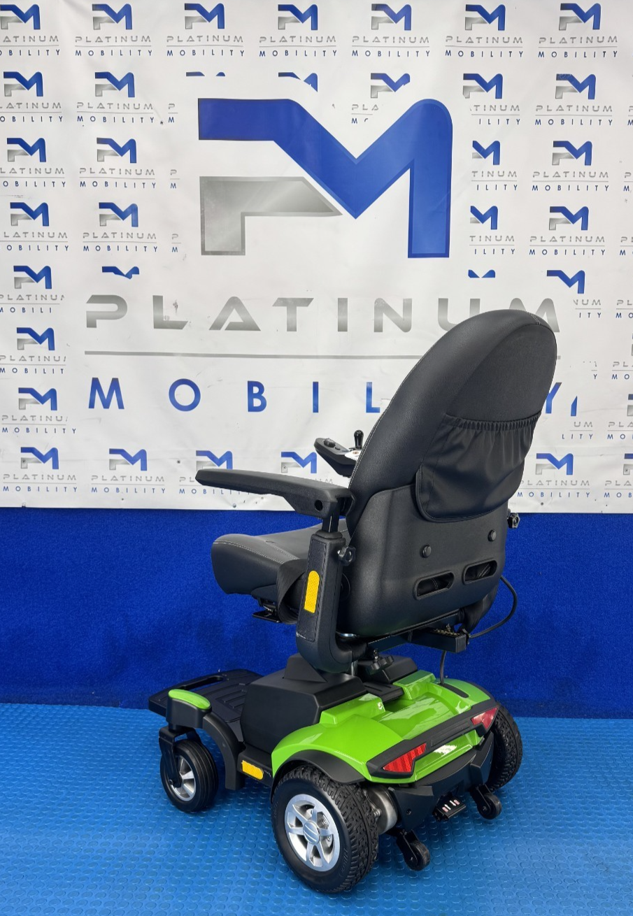 VAN OS TRAVELUX QUEST POWERCHAIR ELECTRIC WHEELCHAIR SMALL TRANSPORT 2833