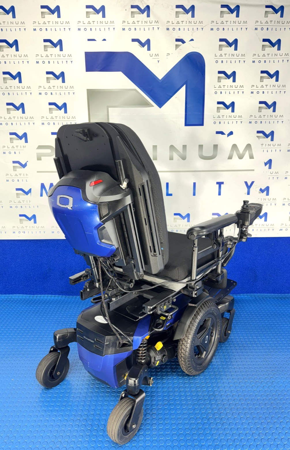 Quantum Edge 3 Stretto Powerchair – 6mph Electric Wheelchair No VAT 695