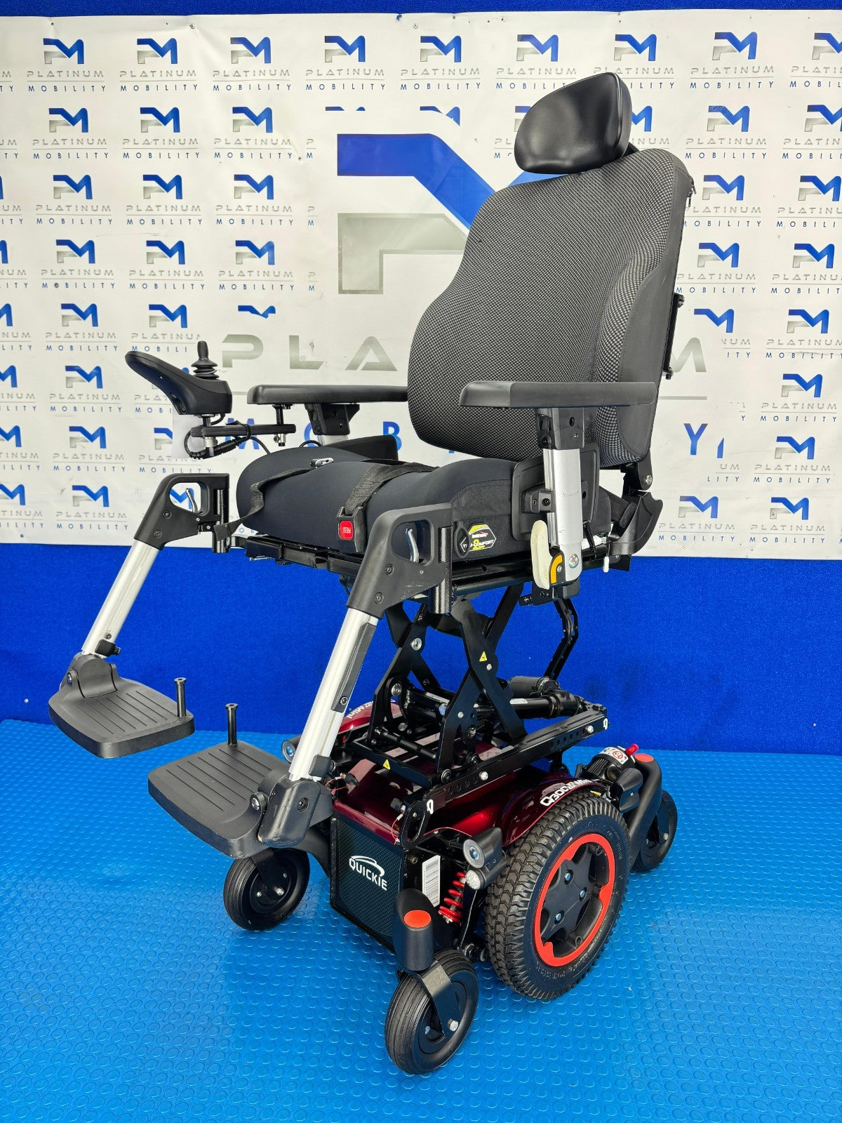 Sunrise Quickie Q300M Mini Powerchair 6mph Riser Electric Wheelchair *2010