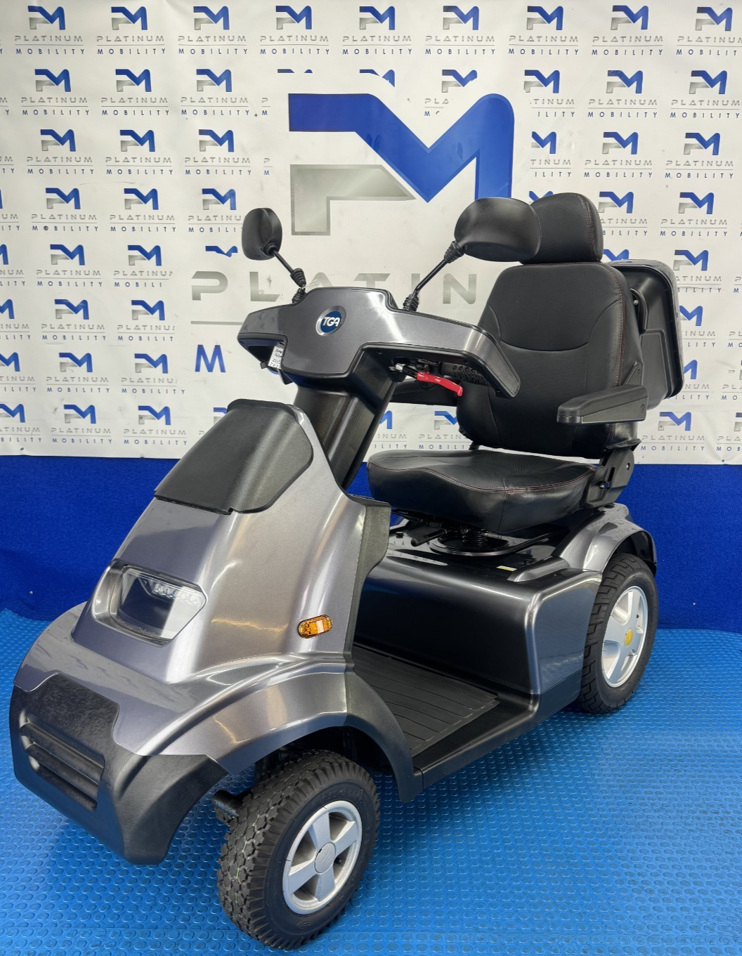 TGA Breeze S4 8MPH All Terrain Mobility Scooter New Batteries No VAT 2961