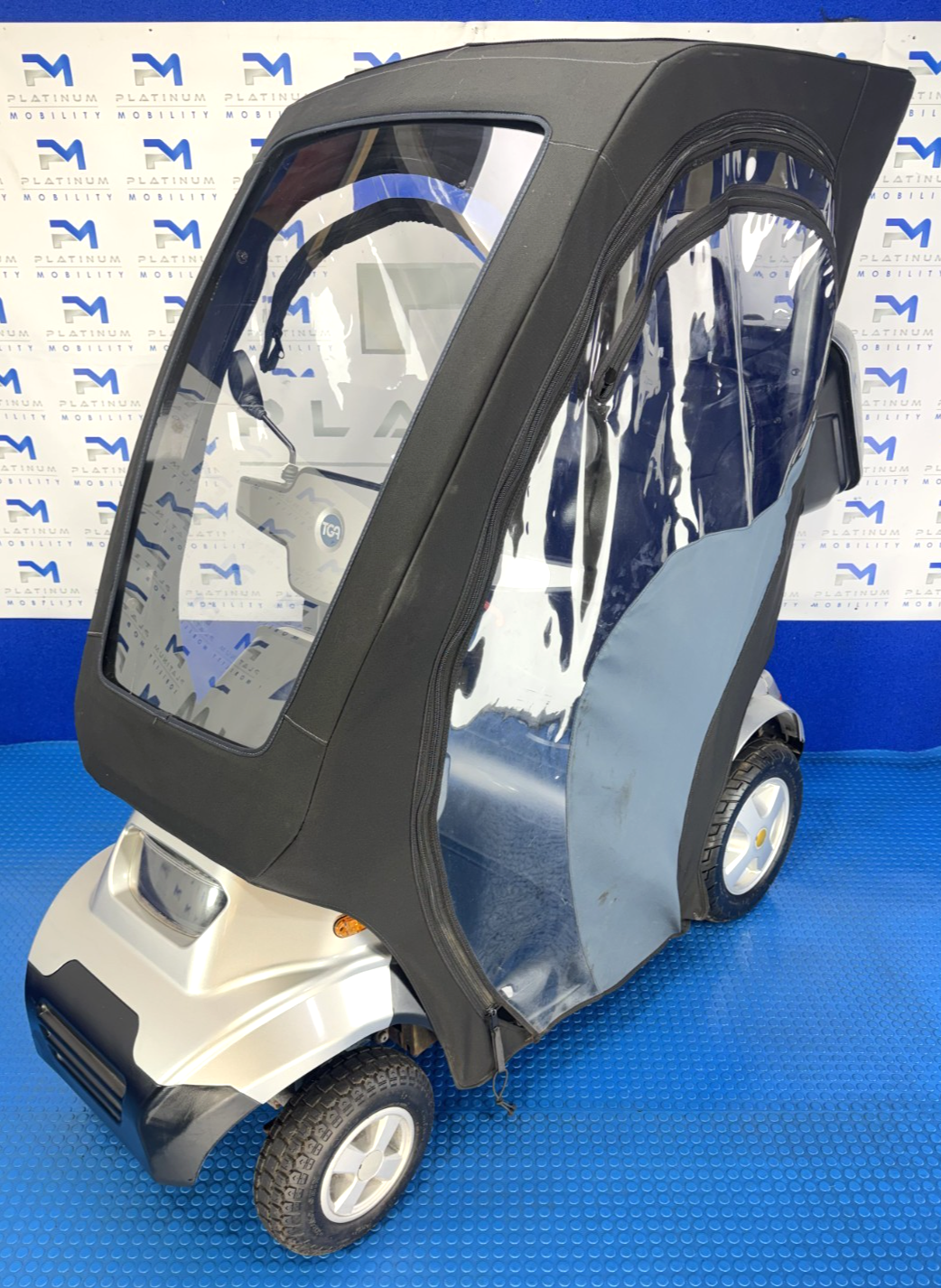 TGA Breeze S4 Canopy 8mph Mobility Scooter New Batteries Ref 2433