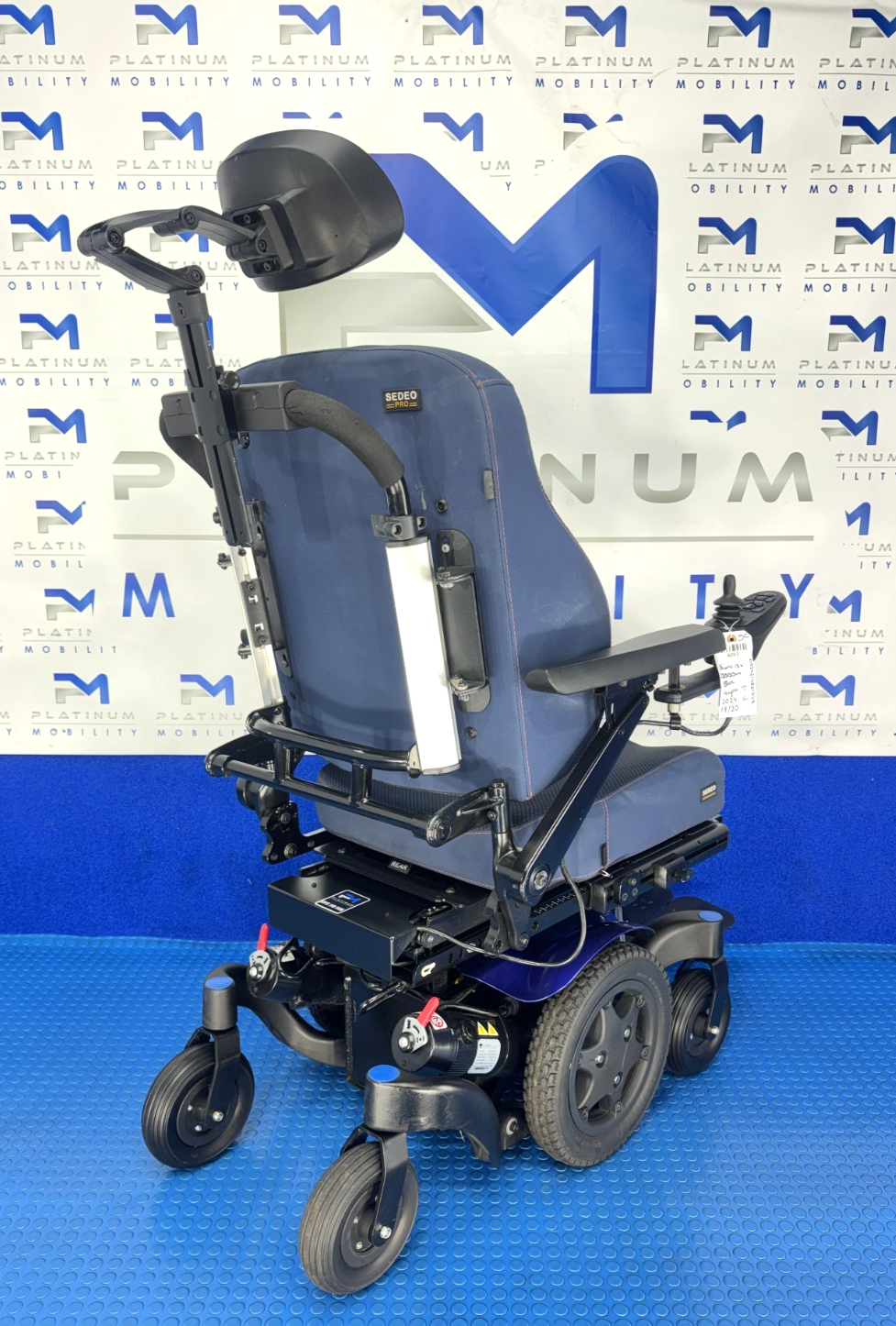 Sunrise Quickie Q300M Powerchair 4 mph Riser, Tilt Electric Wheelchair 4093
