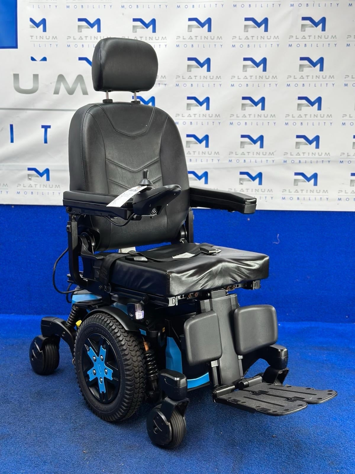 PRIDE QUANTUM Q6 EDGE 3 STRETTO 4 MPH ELECTRIC POWER WHEELCHAIR POWERCHAIR 1456