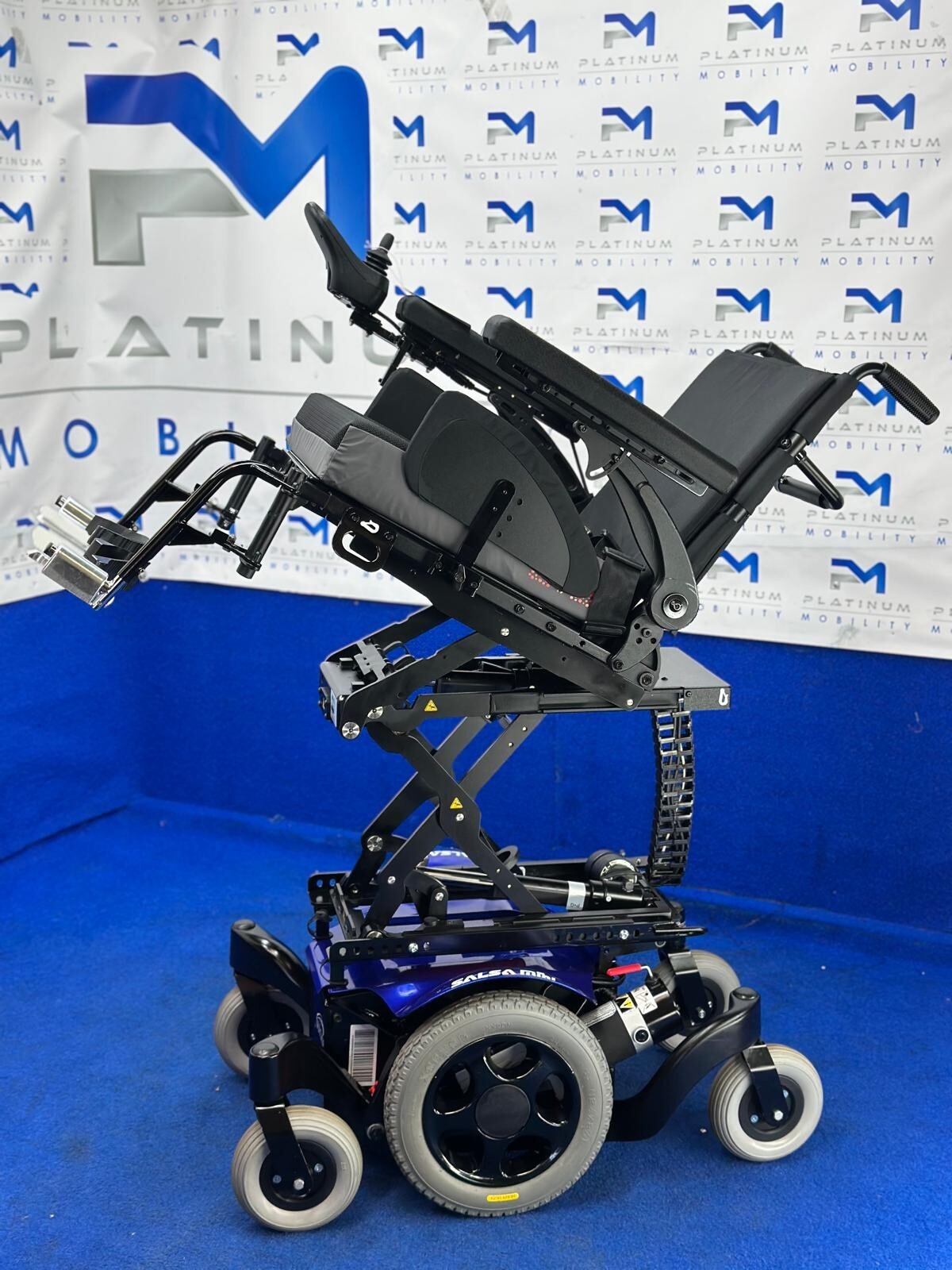 SUNRISE SALSA MINI M2 ELECTRIC WHEELCHAIR POWERCHAIR Q300 MOBILITY SCOOTER 1029