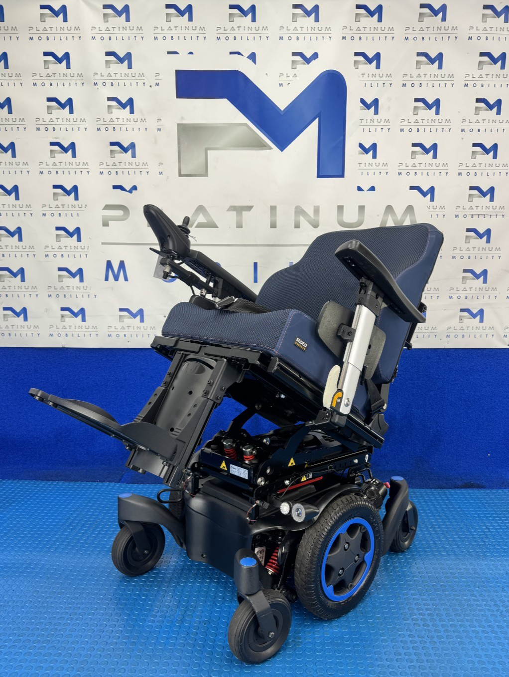 SUNRISE QUICKIE Q500M 6MPH ELECTRIC WHEELCHAIR RISER TILT POWERCHAIR 2561