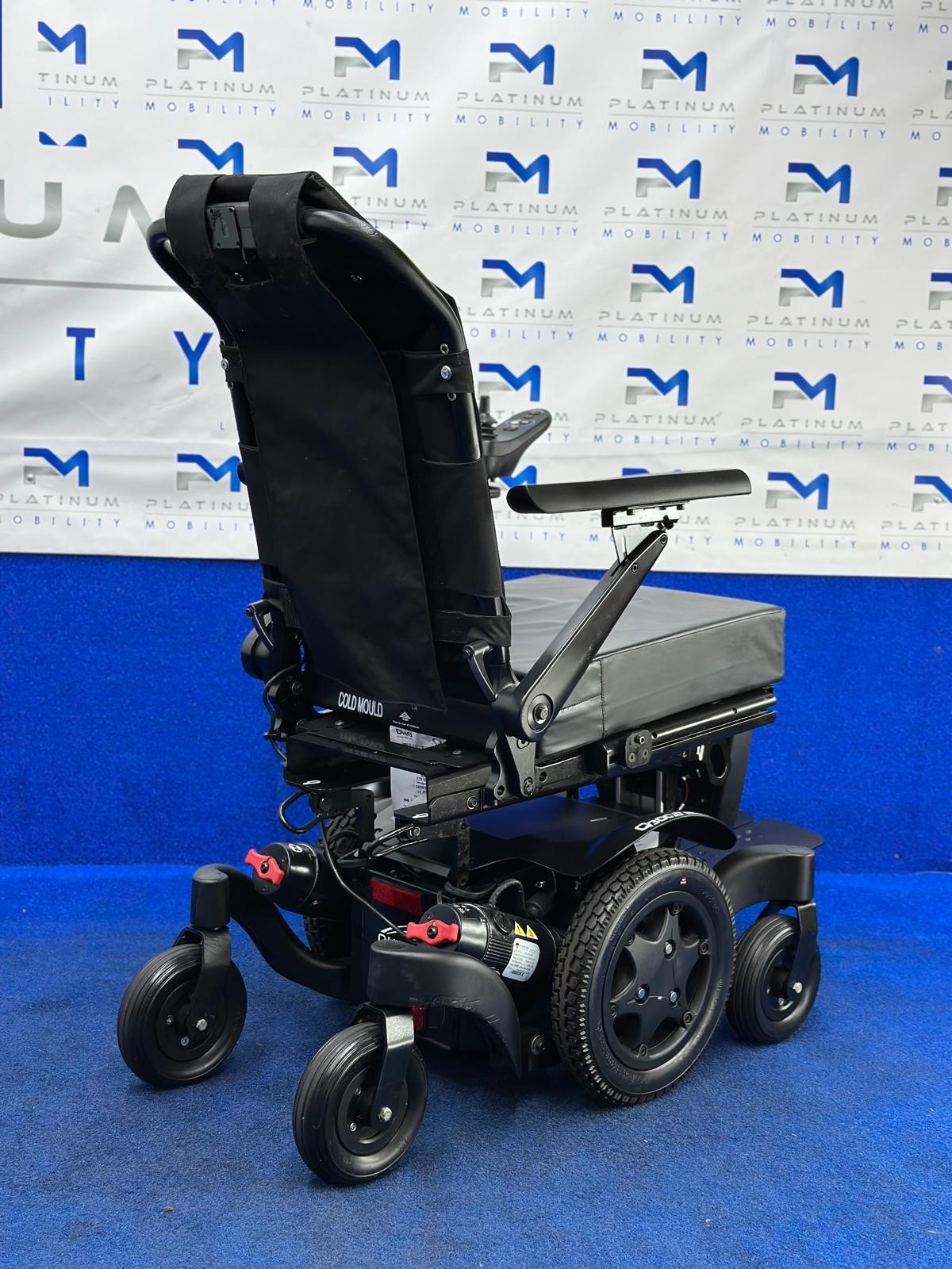 QUICKIE Q300 M MINI 4 MPH ELECTRIC MOBILITY POWERCHAIR ELECTRIC WHEELCHAIR 1449