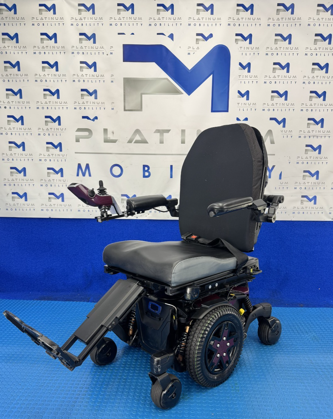 PRIDE QUANTUM EDGE 3 STRETTO 6MPH ELECTRIC POWER WHEELCHAIR POWERCHAIR 2774