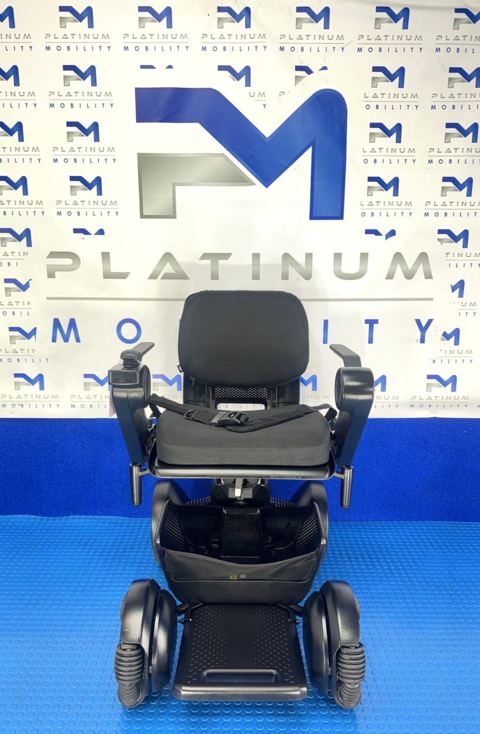 TGA Whill Model C2  Powerchair ELECTRIC WHEELCHAIR 4 MPH 4008