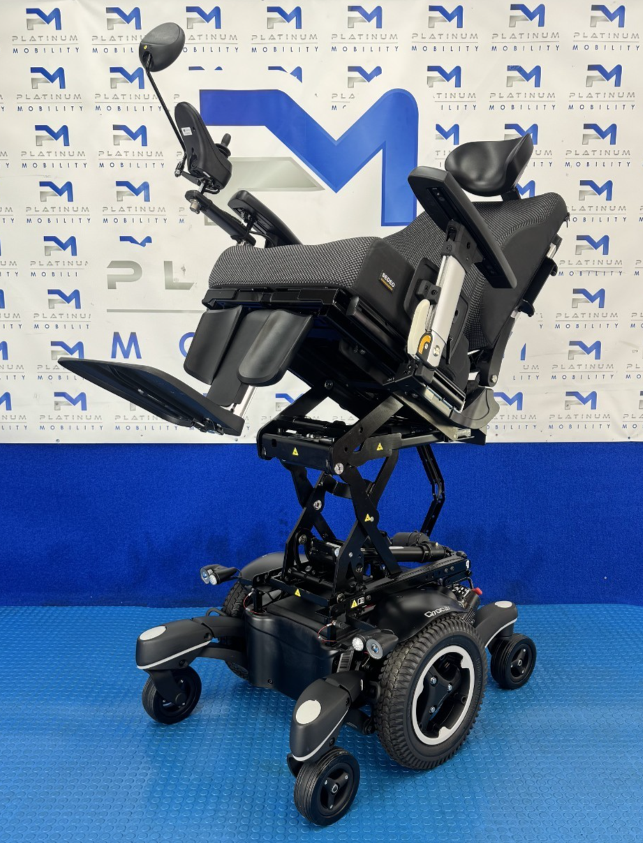 Sunrise Quickie Q700 M Powerchair – 6mph Riser Tilt Electric Wheelchair 2359