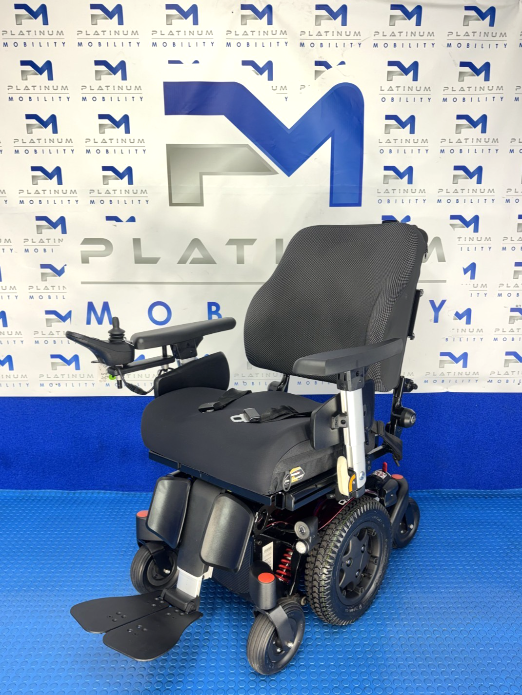 Sunrise Quickie Q300M Powerchair 6 mph Riser, Tilt Electric Wheelchair 2913