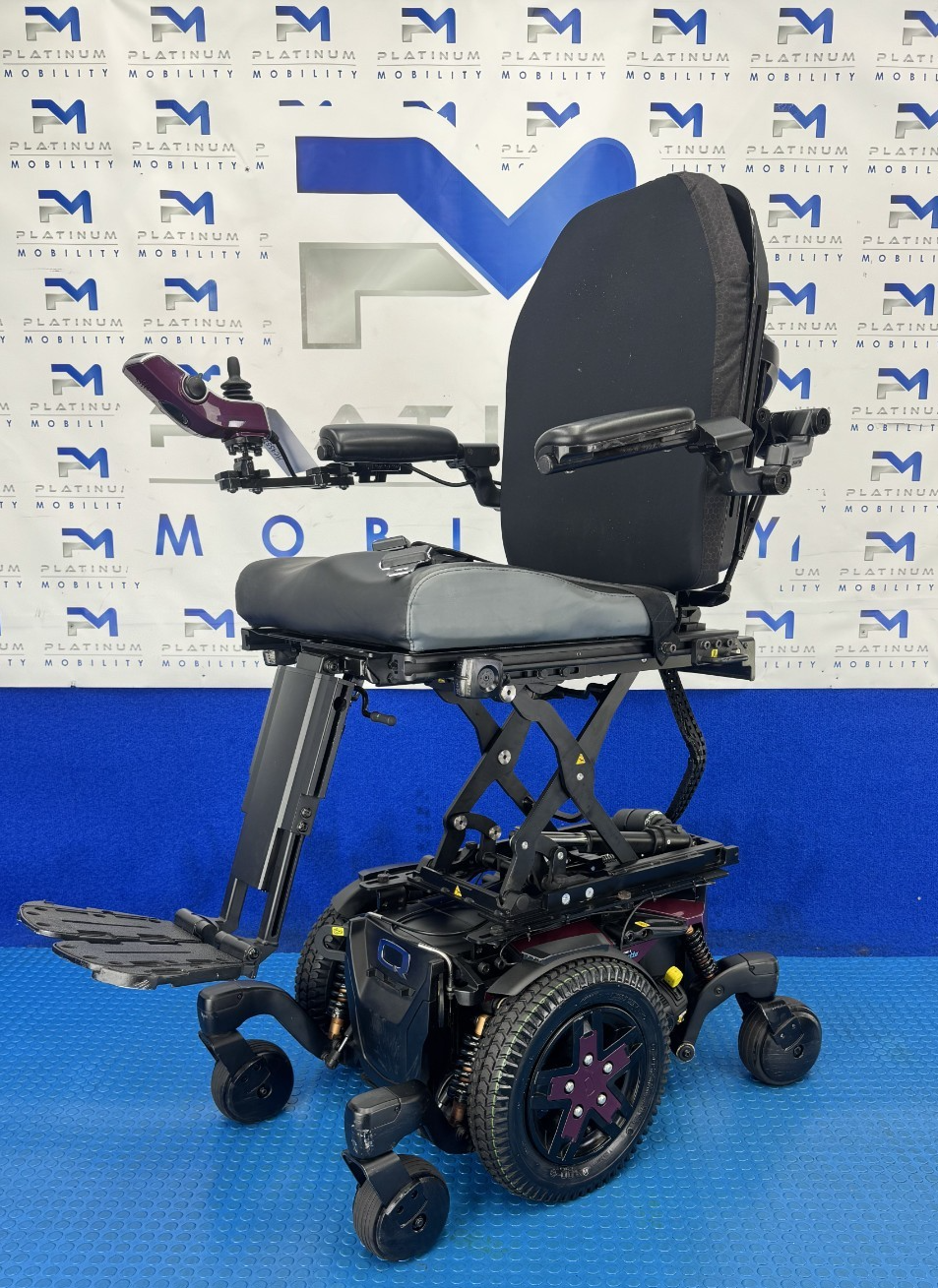 PRIDE QUANTUM EDGE 3 STRETTO 6MPH ELECTRIC POWER WHEELCHAIR POWERCHAIR 2774