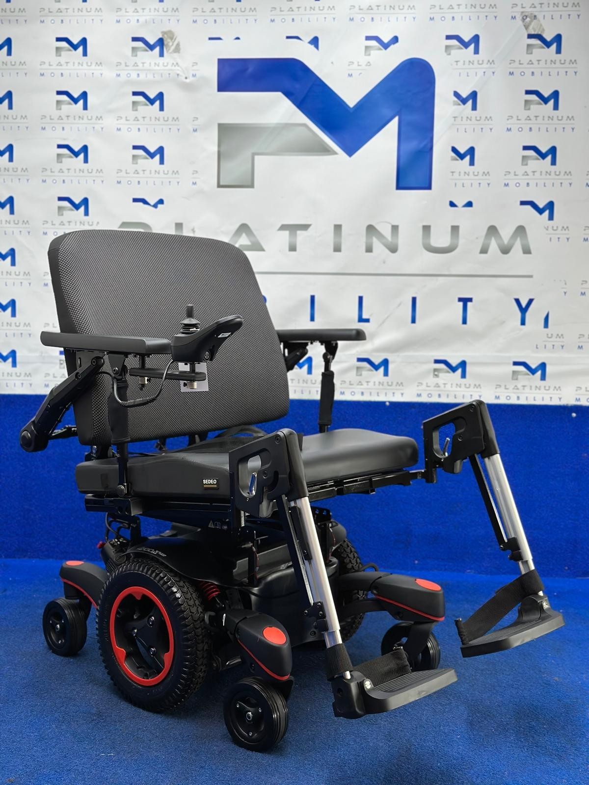 Quickie Q700 M HD Powerchair – 4mph Electric Wheelchair by Sunrise (1577)