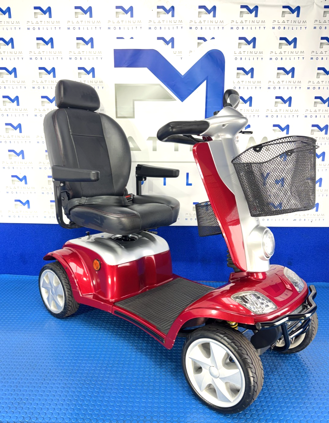 Kymco Maxi 4 Wheeled Mobility Scooter New Batteries, Solid Tyres, 8mph 4070