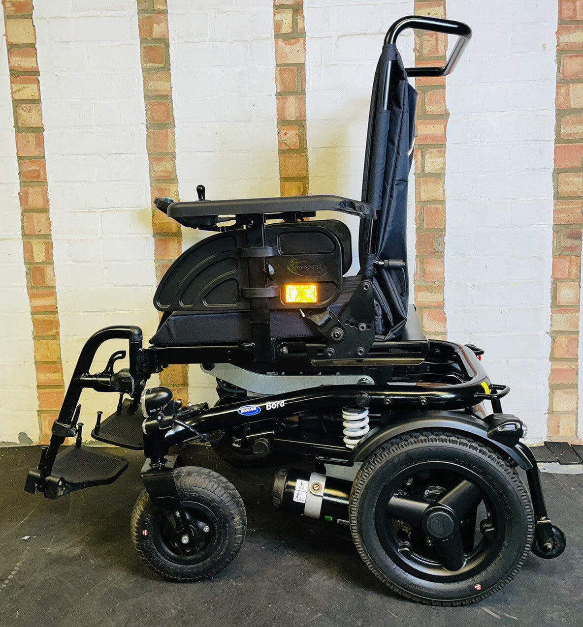 INVACARE BORA Black Edition 4MPH ELECTRIC WHEELCHAIR MOBILITY POWERCHAIR SCOOTER