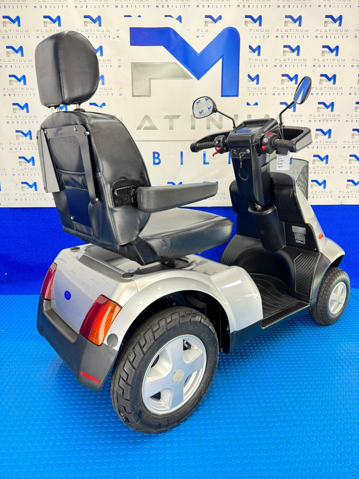 TGA Breeze S4 8MPH All Terrain Mobility Scooter Stunning Condition 2108