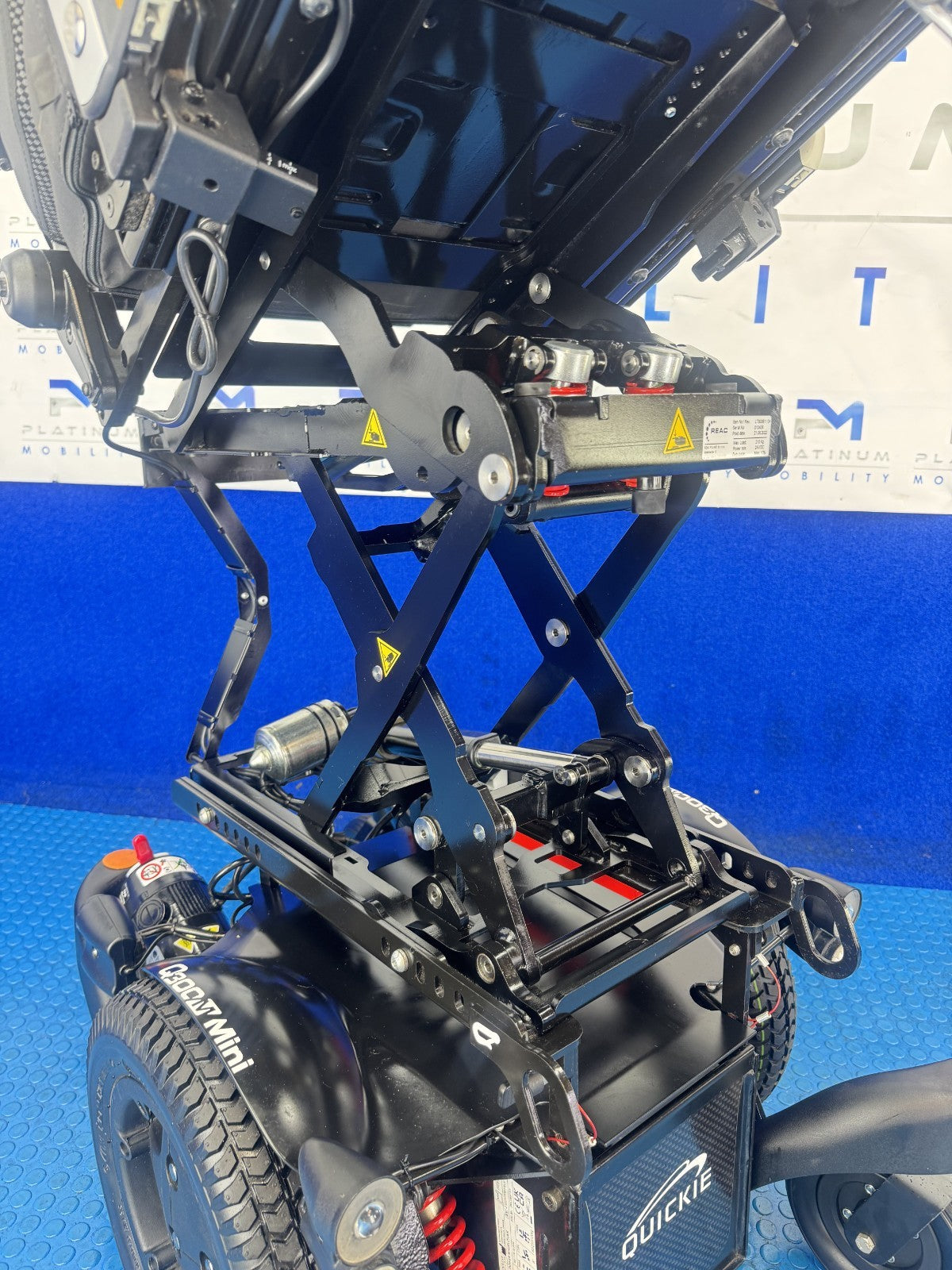 Sunrise Quickie Q300M Powerchair 6 mph Riser, Tilt Electric Wheelchair 2827