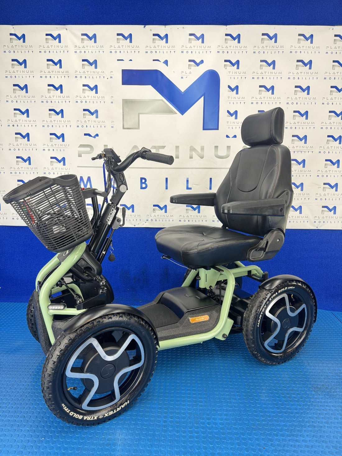 Sunrise S800 Scoozy 8mph All Terrain Electric Mobility Scooter 2310