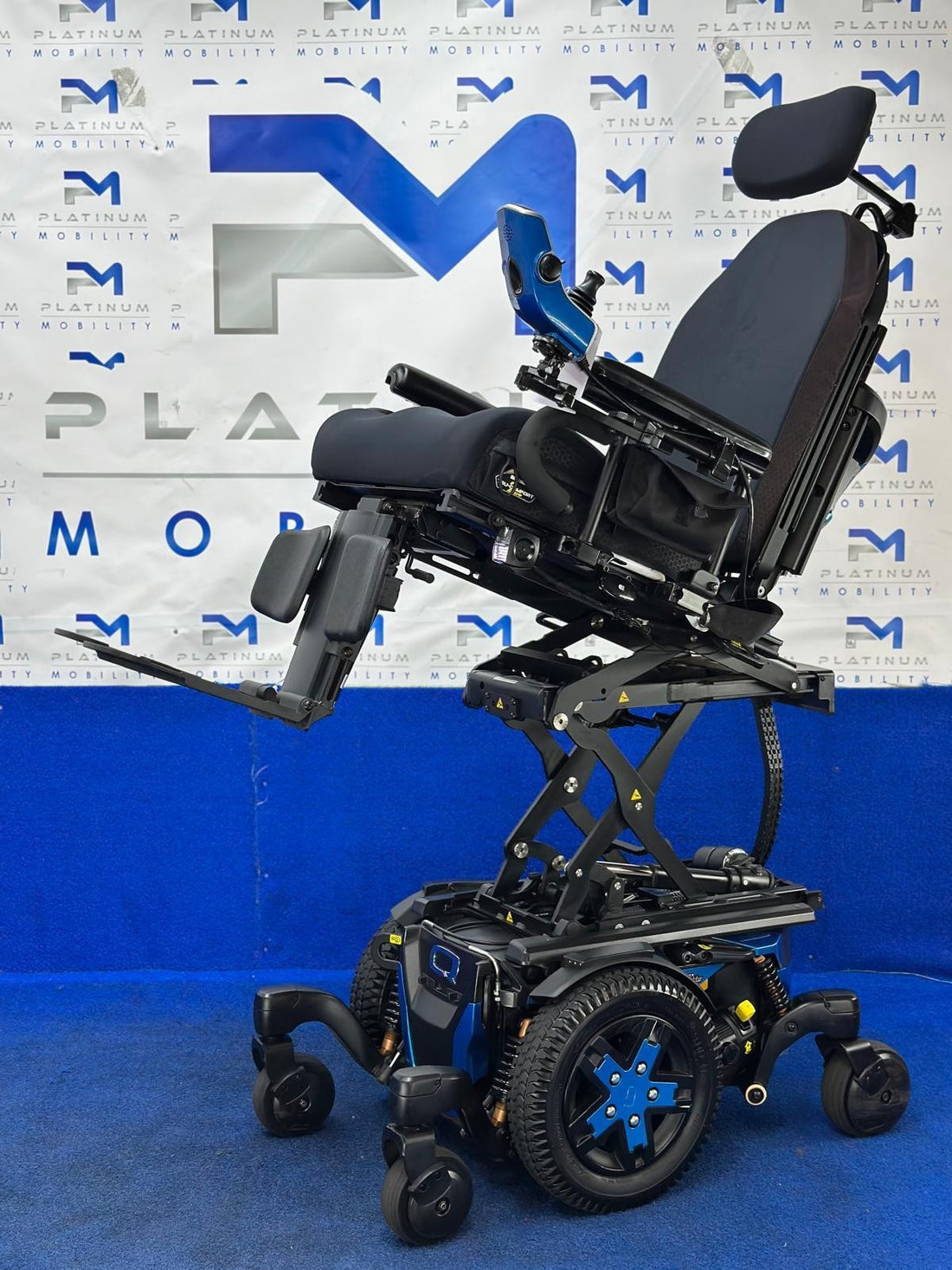PRIDE QUANTUM EDGE 3 STRETTO 4 MPH ELECTRIC POWER WHEELCHAIR POWERCHAIR 1591