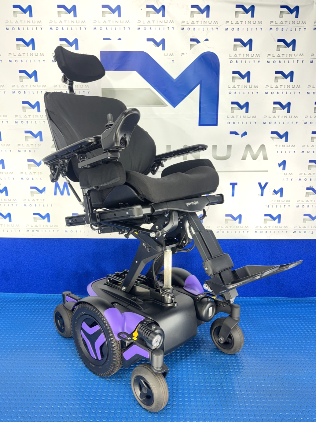 Permobil M3 Corpus Powerchair Electric Rise, Tilt, New Batteries 6mph 2494