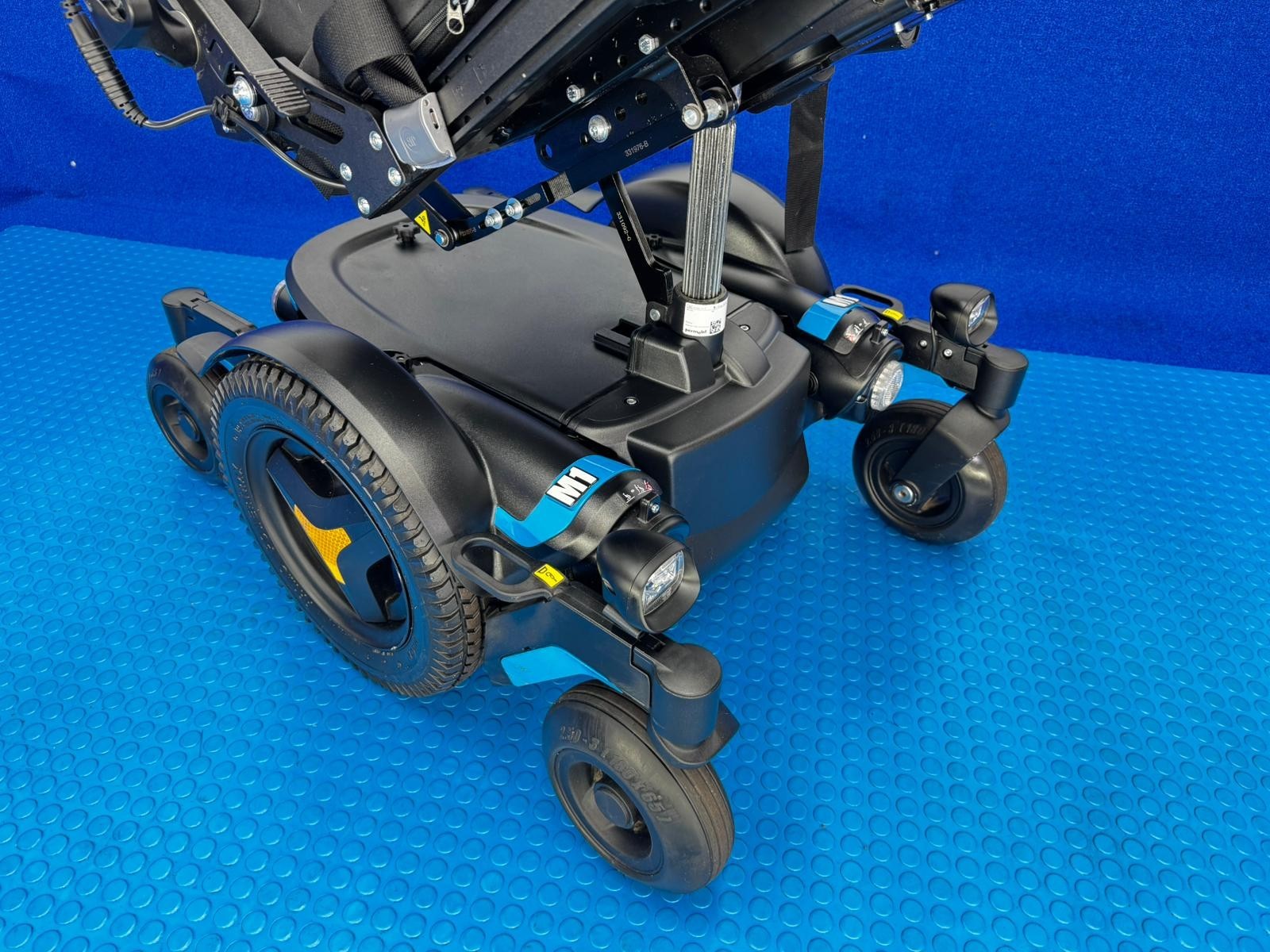 Permobil M1 Powerchair 5 mph Electric Wheelchair Mobility Tilt - Riser Legs 1726