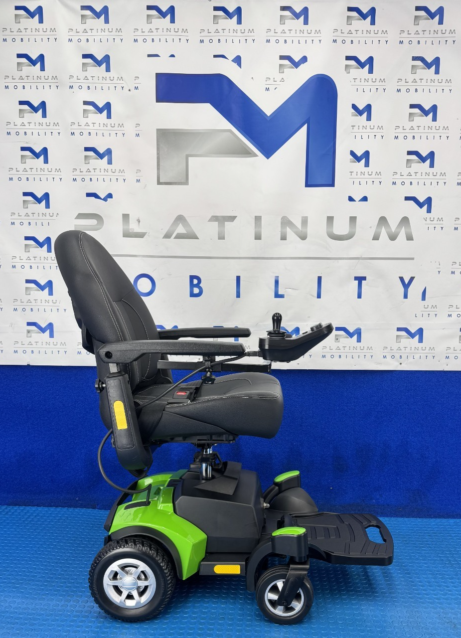 VAN OS TRAVELUX QUEST POWERCHAIR ELECTRIC WHEELCHAIR SMALL TRANSPORT 2833