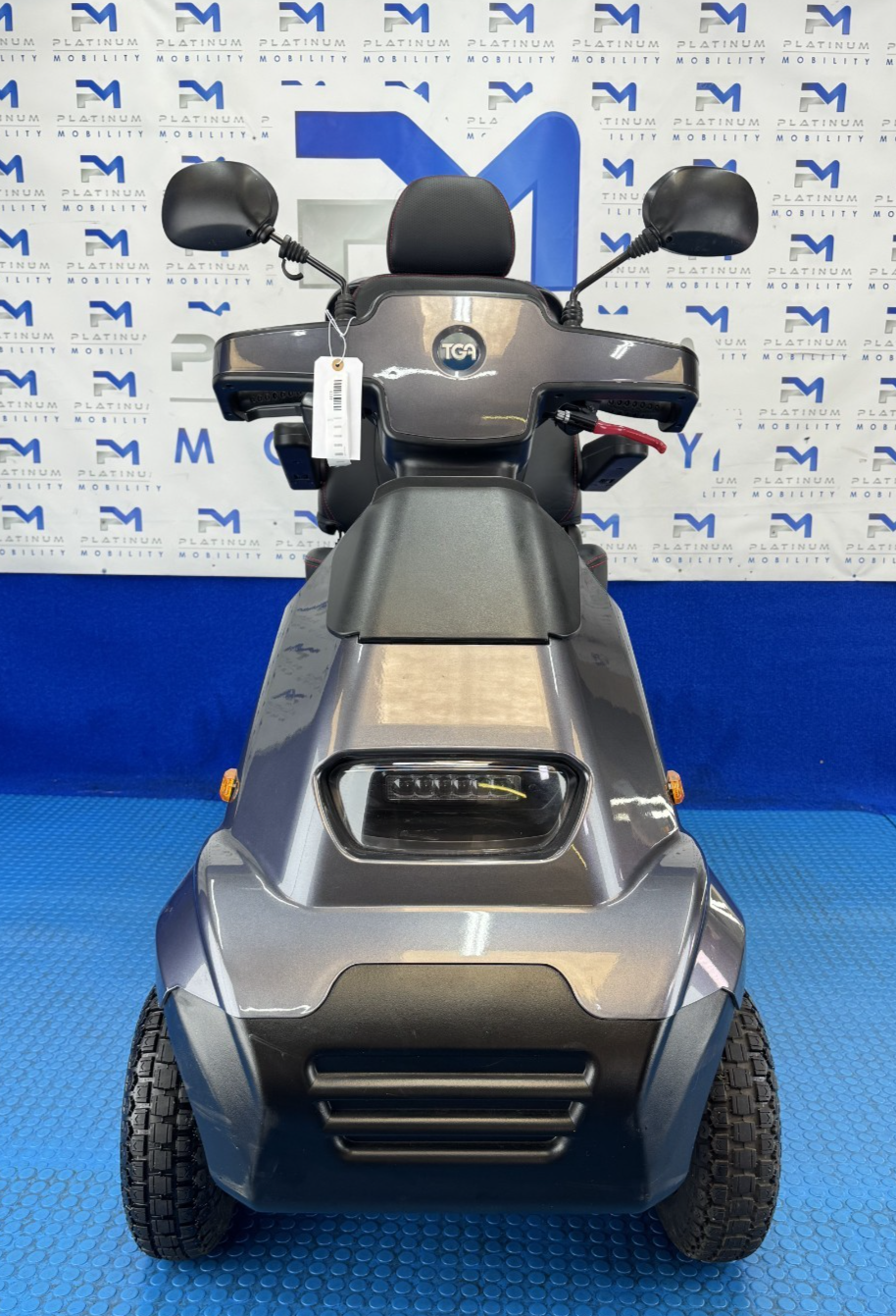 TGA Breeze S4 8MPH All Terrain Mobility Scooter Road Stunning Condition 2333