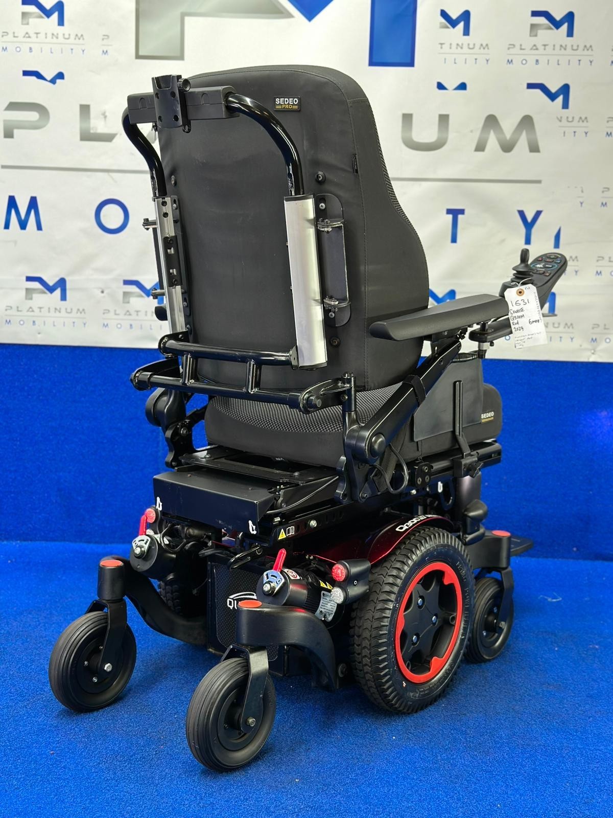 Quickie Q300 Mini Powerchair – 6mph Riser Electric Wheelchair by Sunrise (1631)