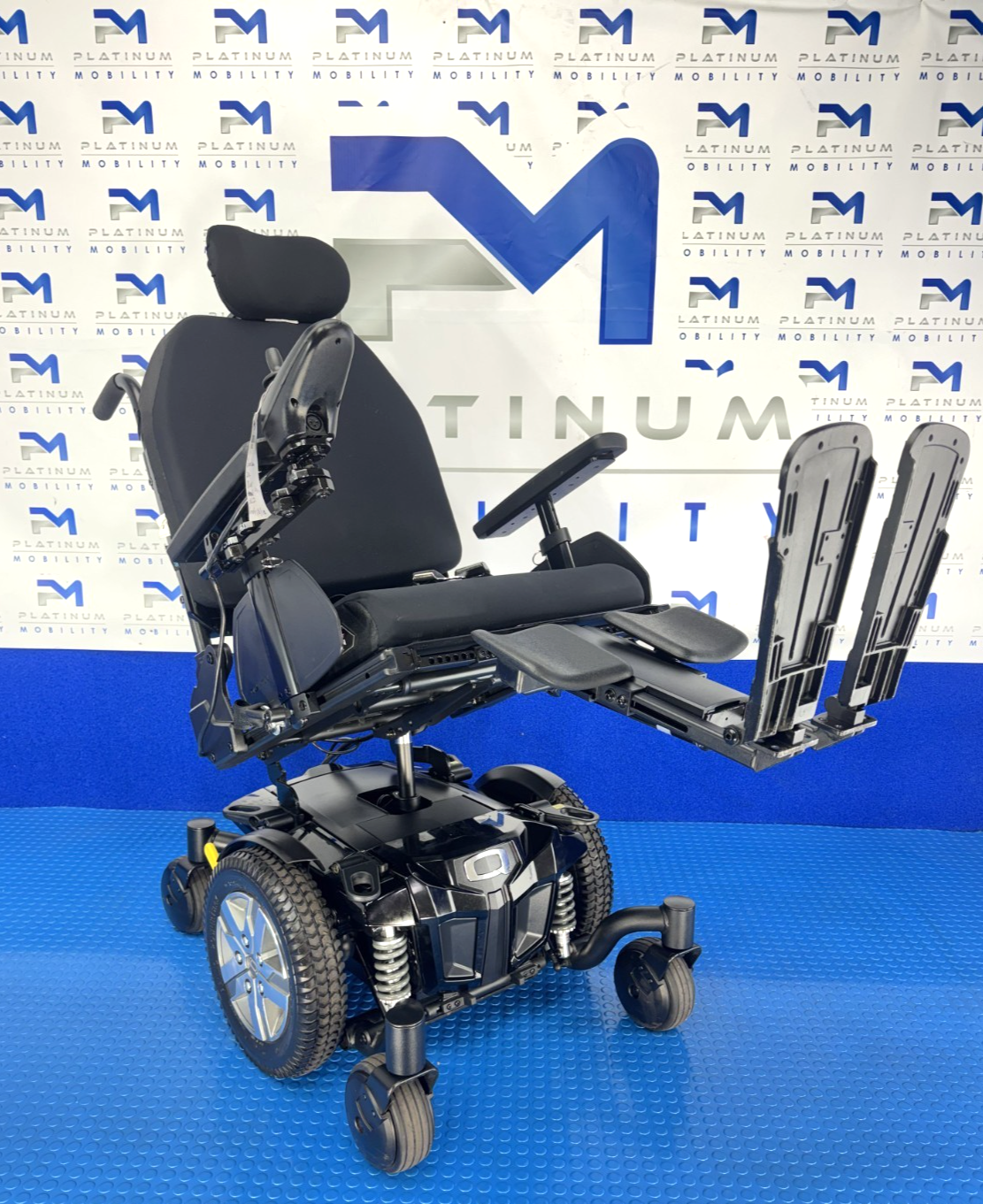 PRIDE QUANTUM Q4 MWD 6MPH ELECTRIC TILT MOBILITY WHEELCHAIR 2982