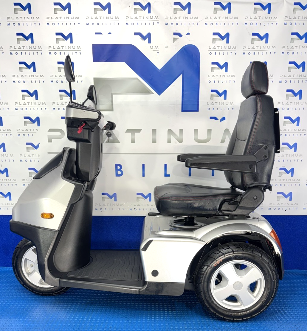 TGA Breeze S3 8MPH LARGE Mobility Scooter All Terrain 2116
