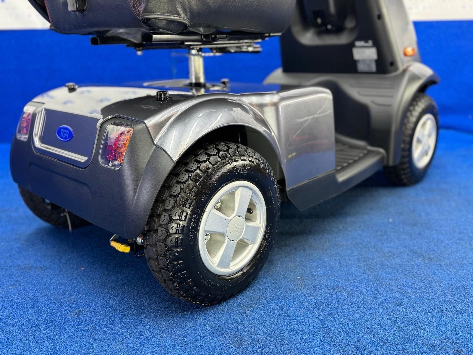 TGA Breeze Midi 4 All Terrain Mobility Scooter 8MPH 1796