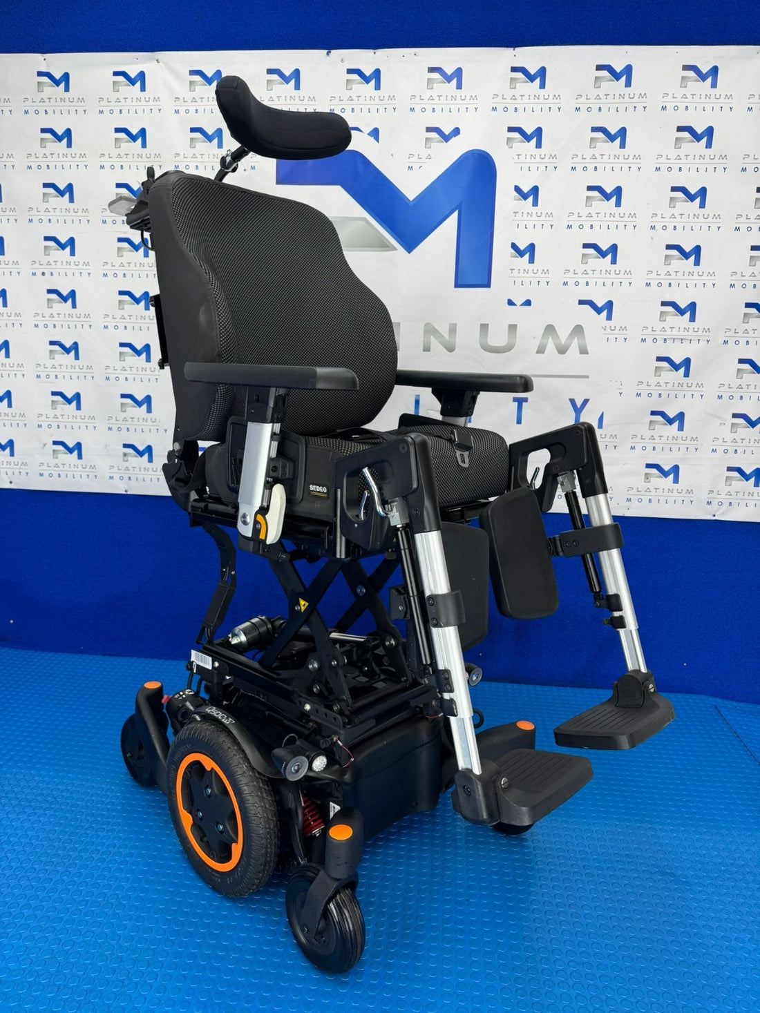 Quickie Q500 M Powerchair – 6mph Riser Electric Wheelchair by Sunrise 2123