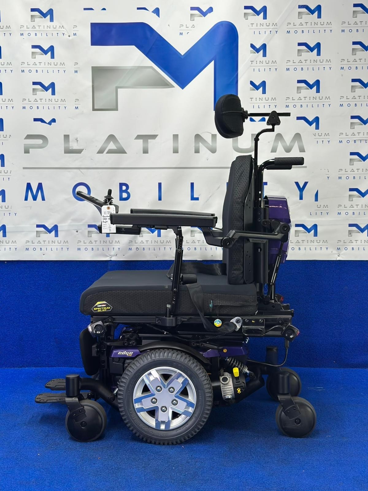 Pride Quantum Q6 Edge 2.0 HD Powerchair – 5mph Electric Wheelchair (1154)