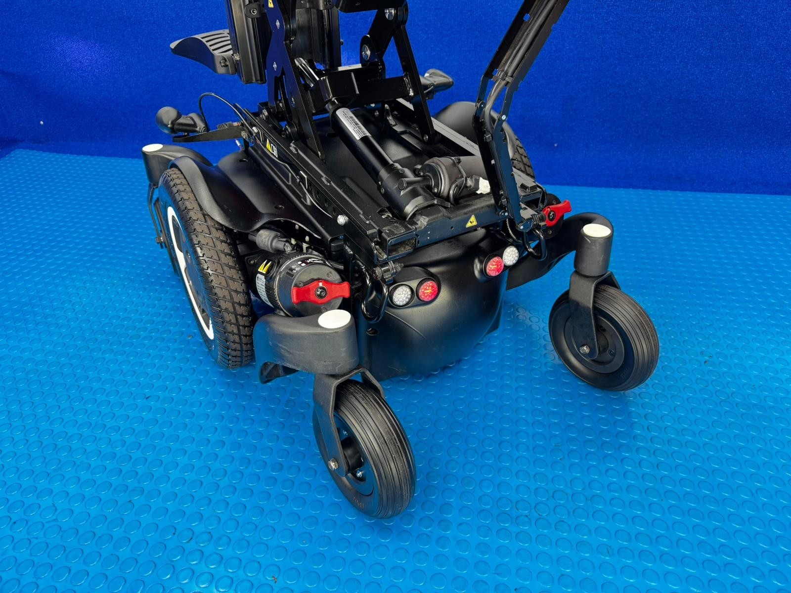 Sunrise Quickie Q500 M Powerchair – 6mph Riser Electric Wheelchair 1816