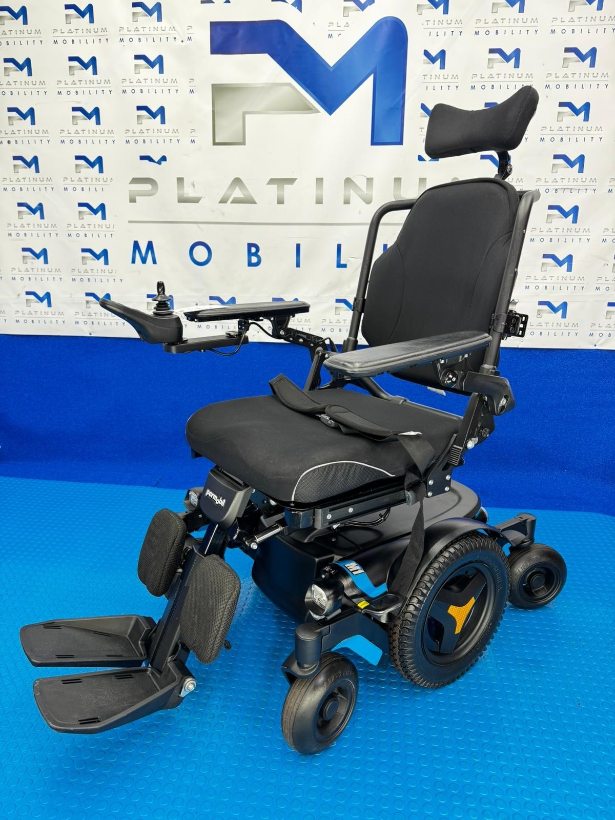 Permobil M1 Powerchair 5 mph Electric Wheelchair Mobility Tilt - Riser Legs 1726