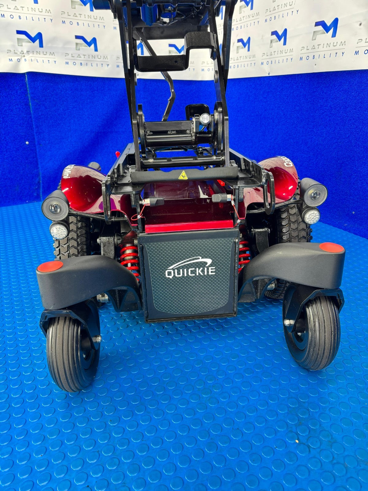 Sunrise Quickie Q300M Mini Powerchair 6mph Riser Electric Wheelchair *2010