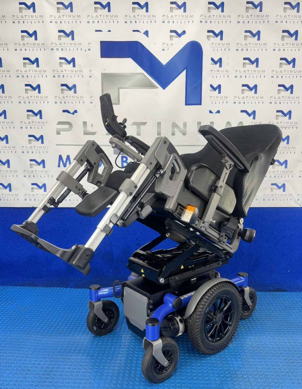 2025 Dietz Sango Advaned M Slimline 6MPH Rise & Tilt Electric Wheelchair 2541