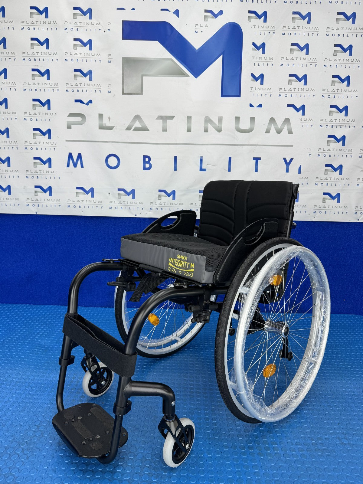 Sunrise Quickie Argon 2 Manual Active Wheelchair Stunning 15INCH