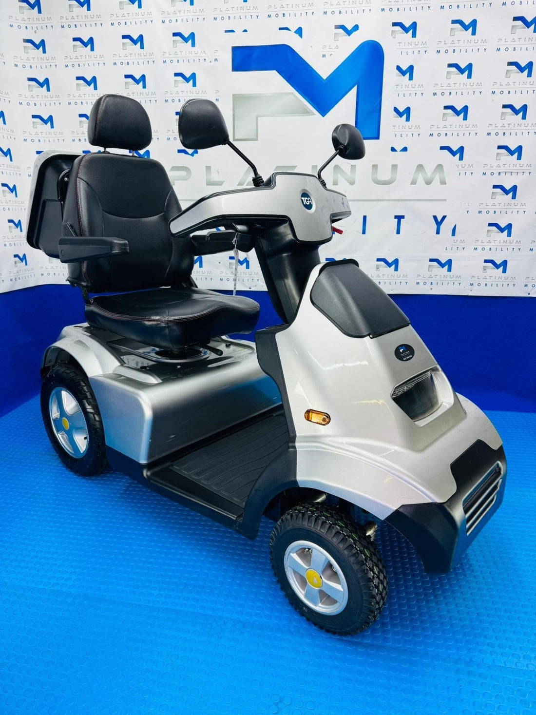 2023 TGA Breeze S4 8MPH All Terrain Mobility Scooter Immaculate Condition 1843