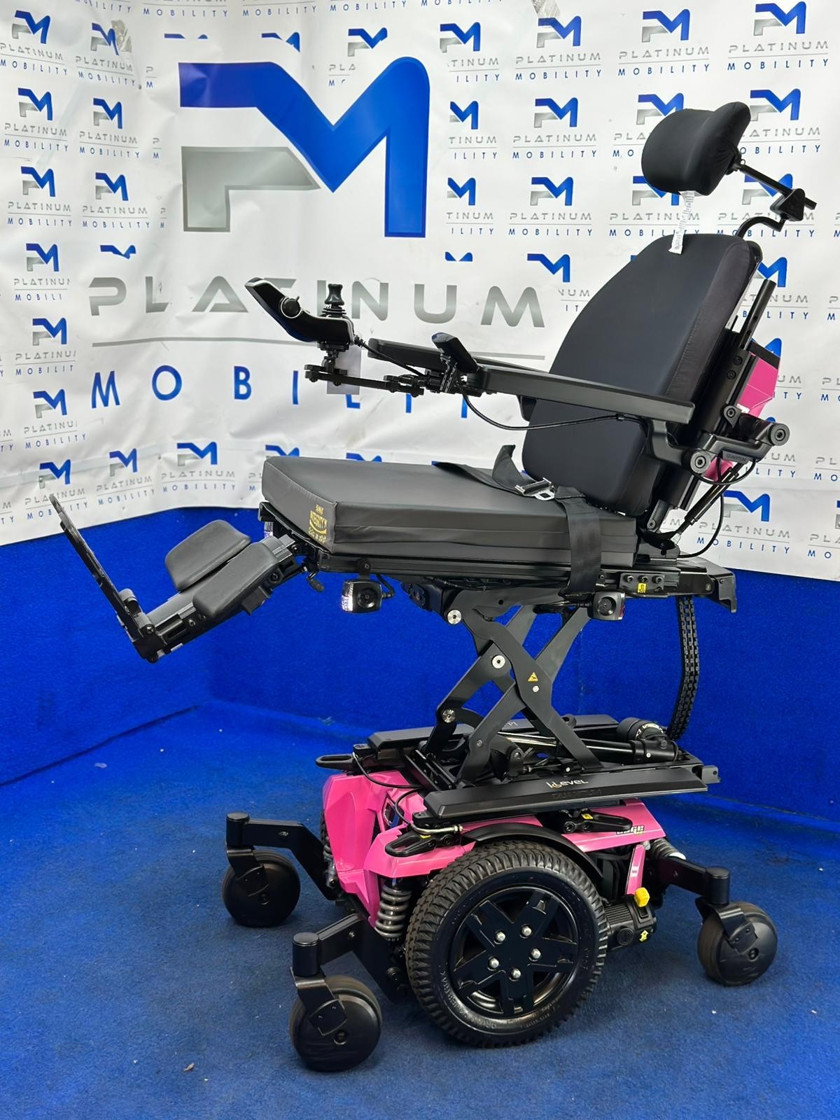 Quantum Q6 Edge 2.0 i-Level Powerchair – 6mph Electric Wheelchair (1230)