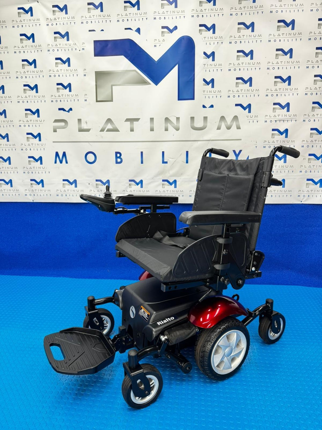 Rascal Rialto Small Electric Wheelchair 4MPH Powerchair Tight Turning 1626