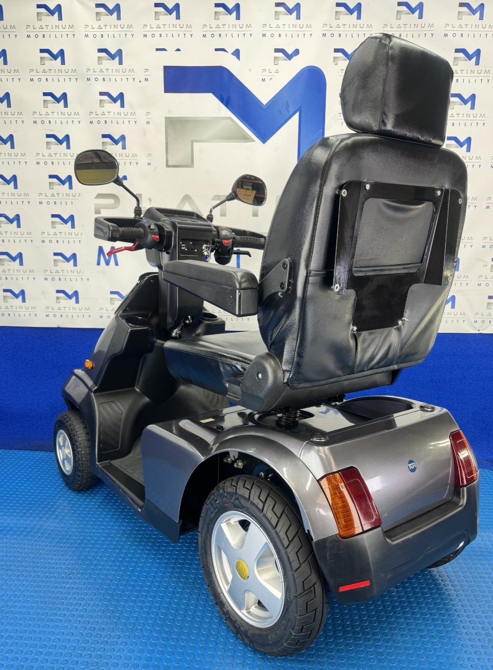 TGA Breeze S4 8MPH All Terrain Mobility Scooter New Batteries No VAT 2942