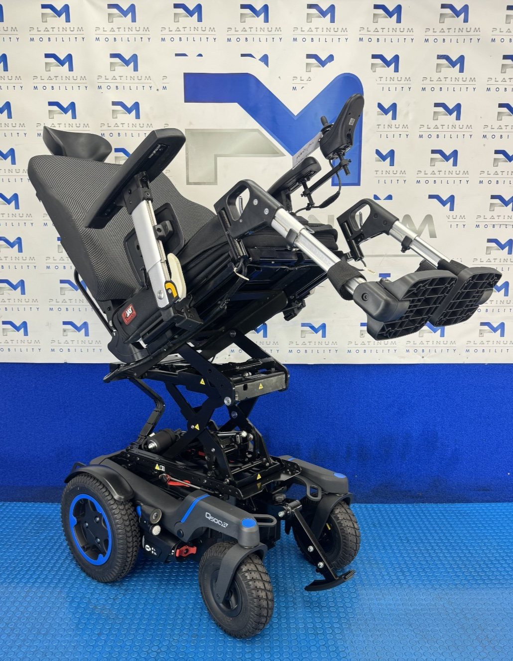 2025 Sunrise Quickie Q500 R Powerchair Rise, Tilt, Electric Recline 6mph 2984