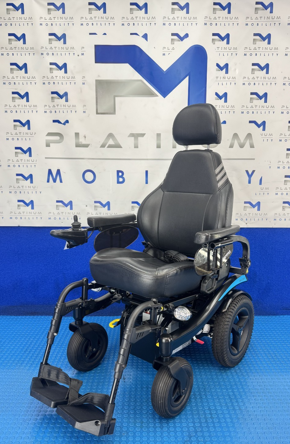 KARMA BLAZER 2 MOBILITY ELECTRIC WHEELCHAIR POWERCHAIR 6 MPH All Terrain 2702