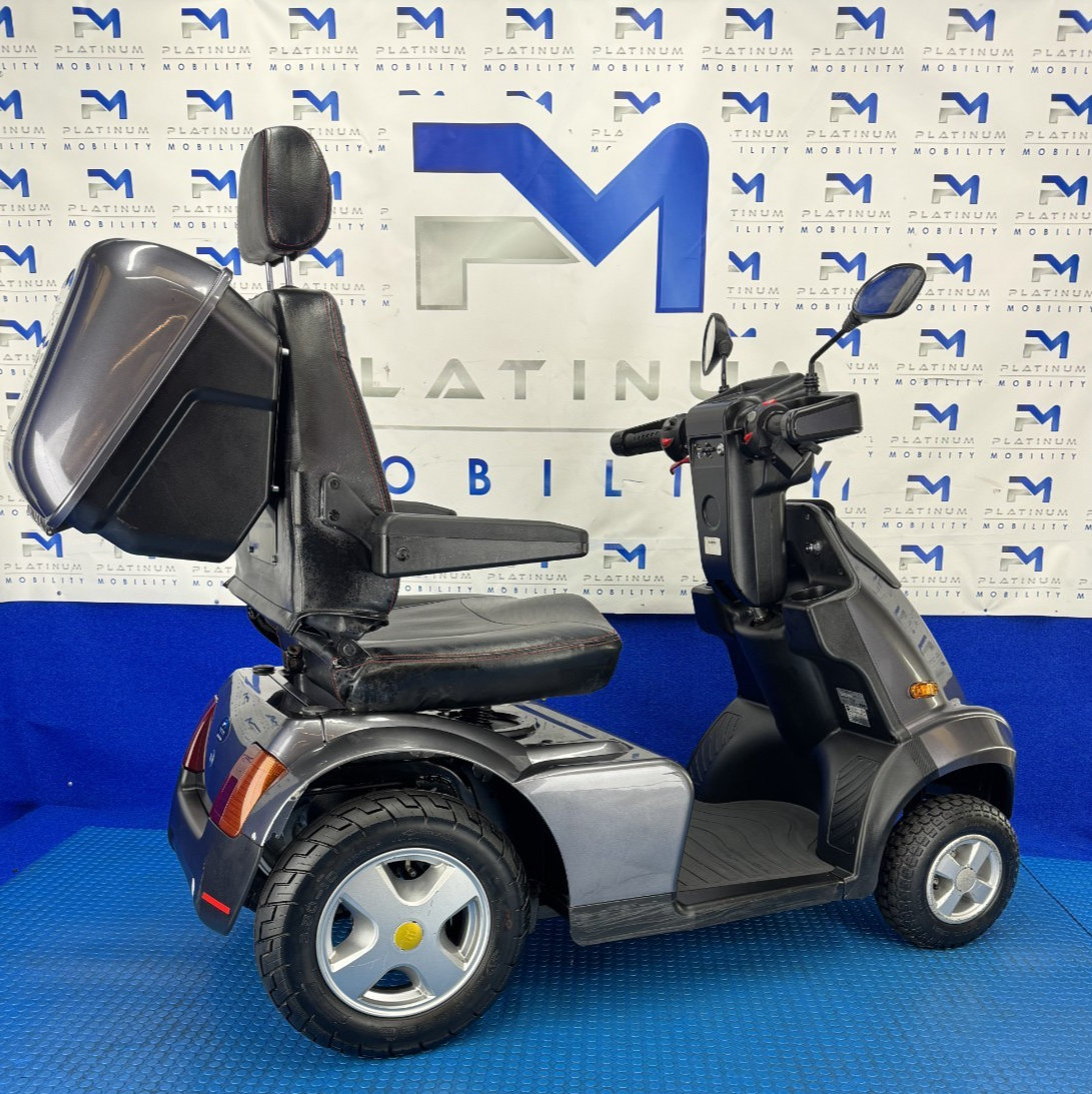 TGA Breeze S4 8MPH All Terrain Mobility Scooter Road Stunning Condition 2325
