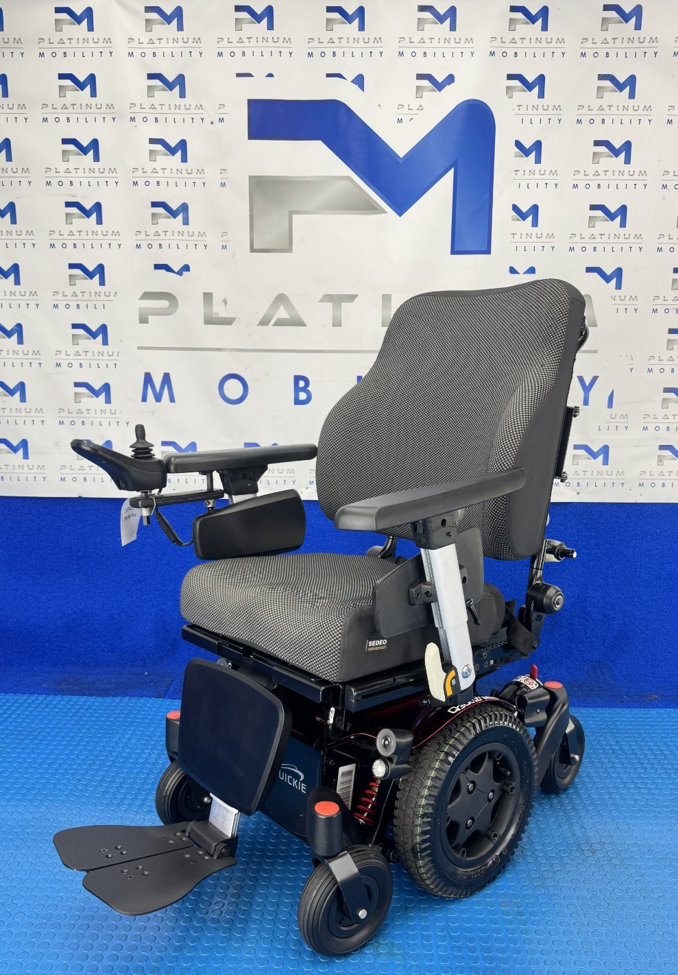 Sunrise Quickie Q300M Powerchair 6 mph Riser, Tilt Electric Wheelchair 2751